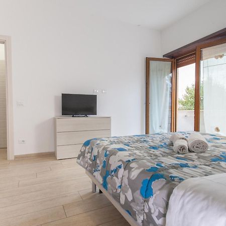 Alloggio Turistico A Casa Di Paoletto Fiumicino Ngoại thất bức ảnh